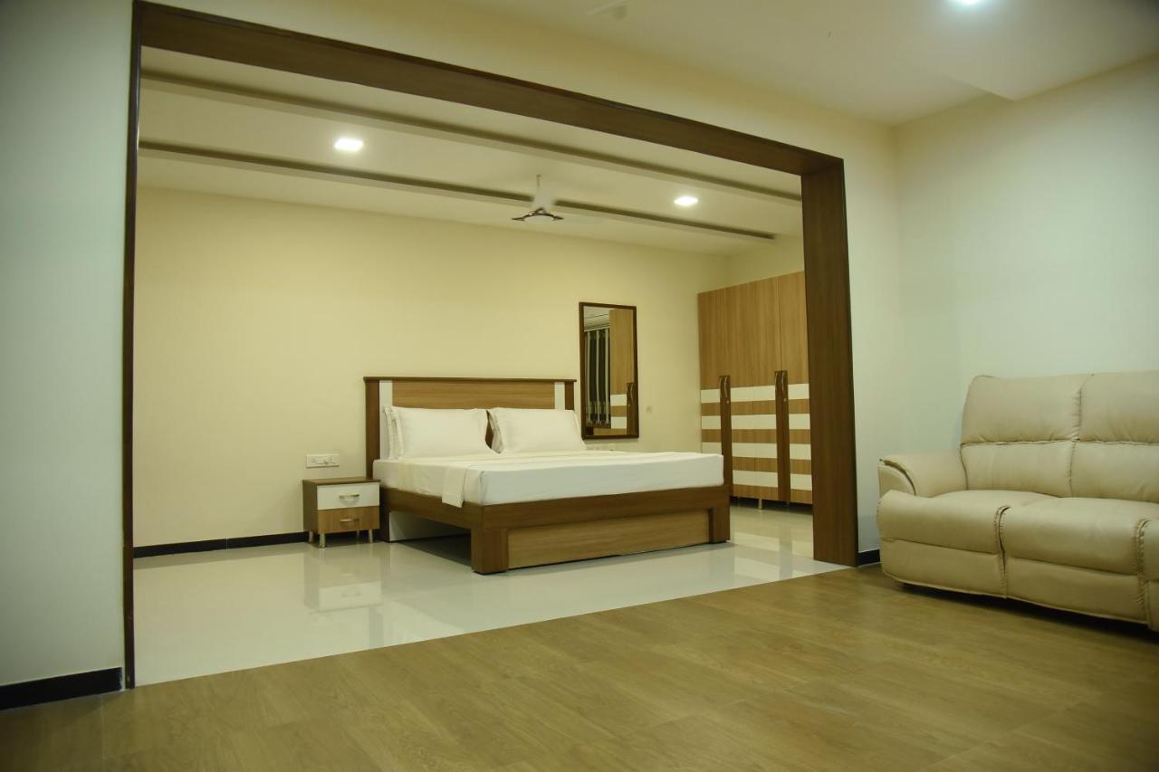 Hotel Santhoshpuri Coimbatore Esterno foto